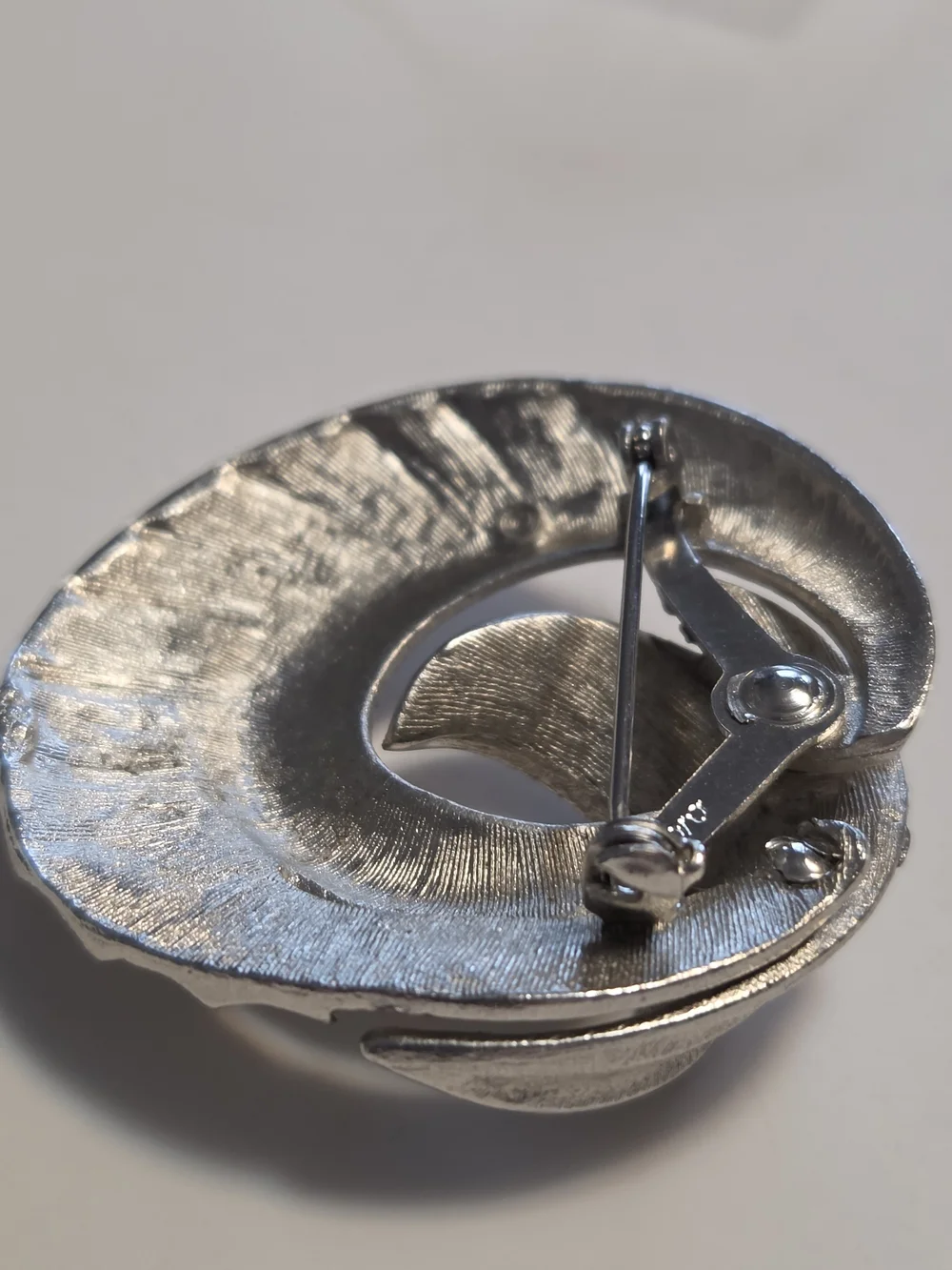 Vtg Coro Silver-Tone Swirl Sculptural Brooch